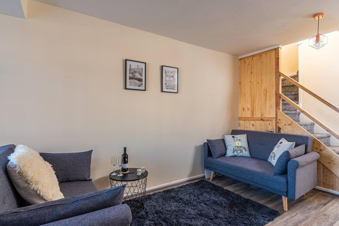 Dudley-Hospital-3Bed-Parking-Long Stay-Contractor Brierley Hill Eksteriør billede