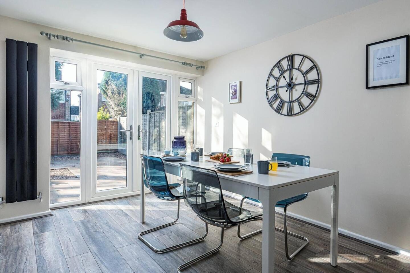 Dudley-Hospital-3Bed-Parking-Long Stay-Contractor Brierley Hill Eksteriør billede